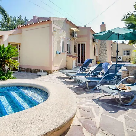 Villa Alegraa Villa